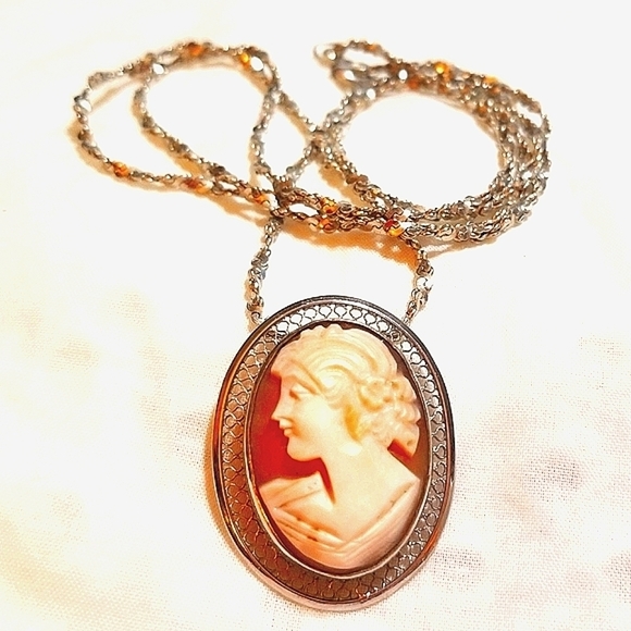 Vintage Jewelry - VTG Designer signed Beau Sterling Left Facing Cameo Pendant Necklace